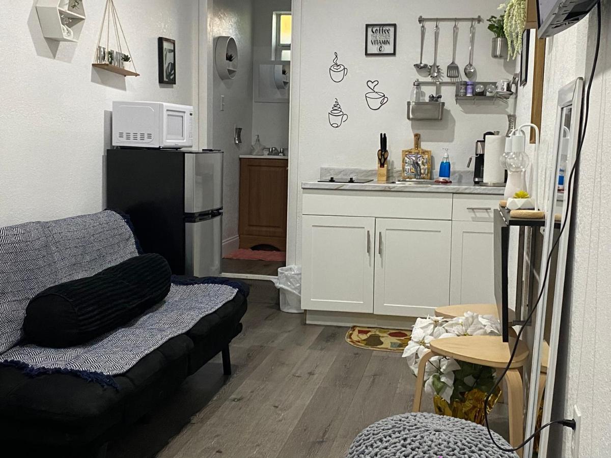 Tiny Place W Private Hot Jacuzzi 7 Min To Miami International Airport 外观 照片